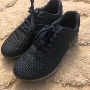 Women’s navy blue NoBull CrossFit shoe- size 6.5